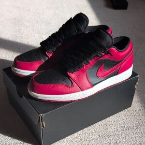 Jordan Reverse Bred Sneakers